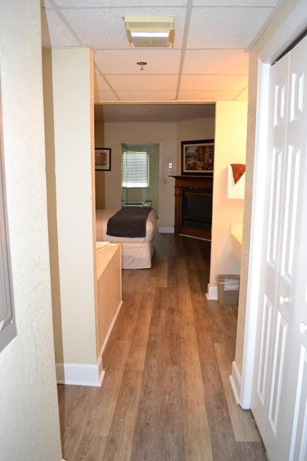 River Place Condos #509 1Bd, 2 Bath Пиджен Фордж Екстериор снимка